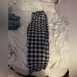 xs checkered straight leg pants